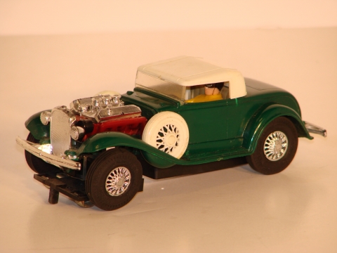 1/3OTH SCALE CHEVY HOT ROD 32