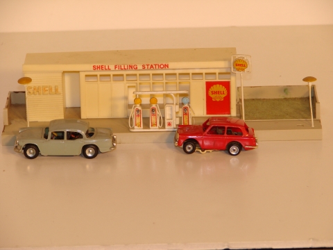 HO SCALE GAS STATION