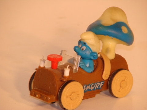 MALE SMURF SLOT CAR