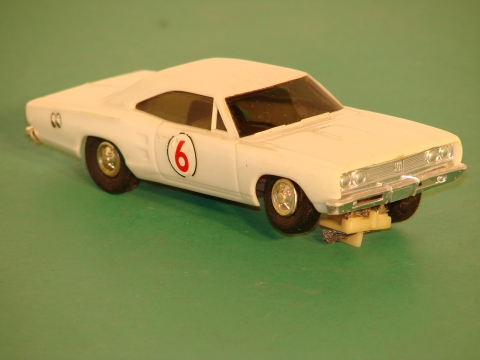 1/32ND SCALE DODGE CORONET