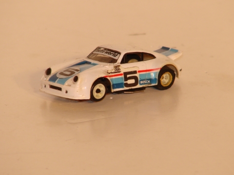 HO SCALE PORSCHE 911