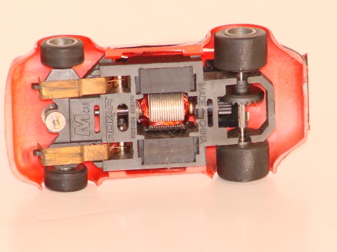 BOTTOM OF THE HO SCALE PORSCHE 911