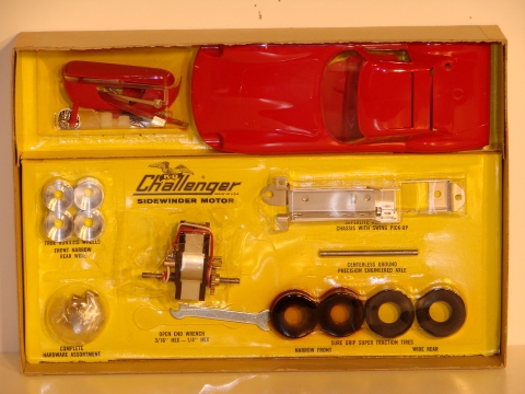 CONTENTS OF THE 1/24TH SCALE FERRARI 250 GTO MIB