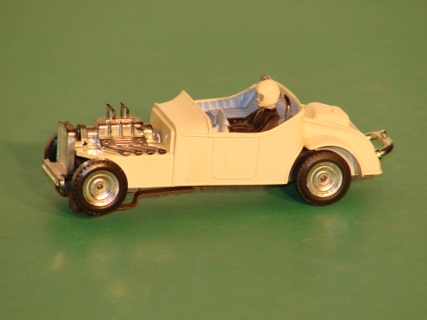 1/48TH SCALE 1927 FORD T HOT ROD. MADE 1964-65