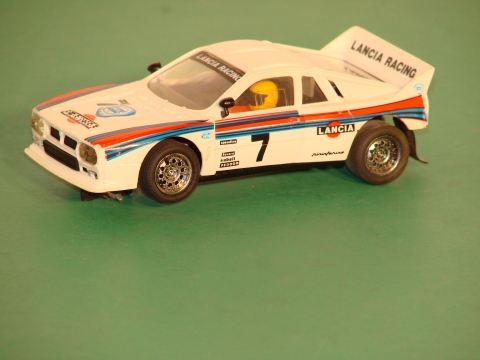 1/32ND SCALE LANCIA