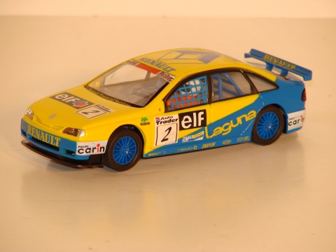 1/32ND SCALE RENAULT LAGUNA