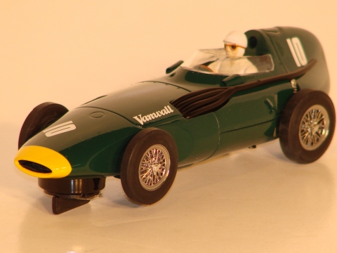 1/32 VAWALL,STIRLING MOSS,1957 GERMAN GP