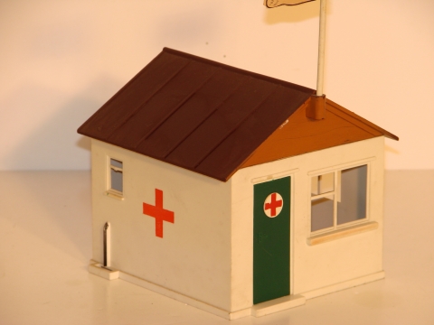 1/32ND SCALE FIRST AID STATION
