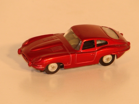 HO SCALE JAGUAR XKE