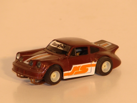 HO SCALE PORSCHE CARRERA