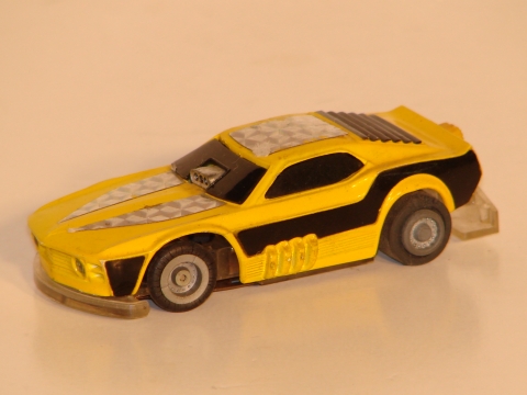 HO SCALE FORD MUSTANG FUNNY CAR, SLOTLESS