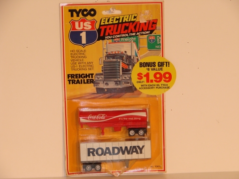 2 HO SCALE TRAILERS MIP